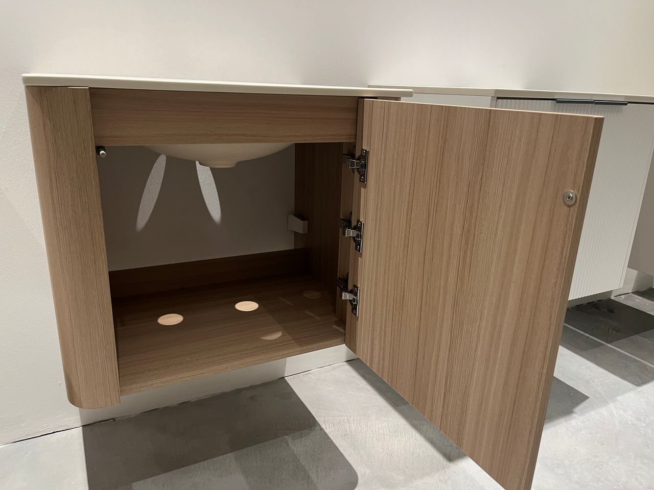 Dusche 2006317ROK 60cm Basin Cabinet (Oak Wood)