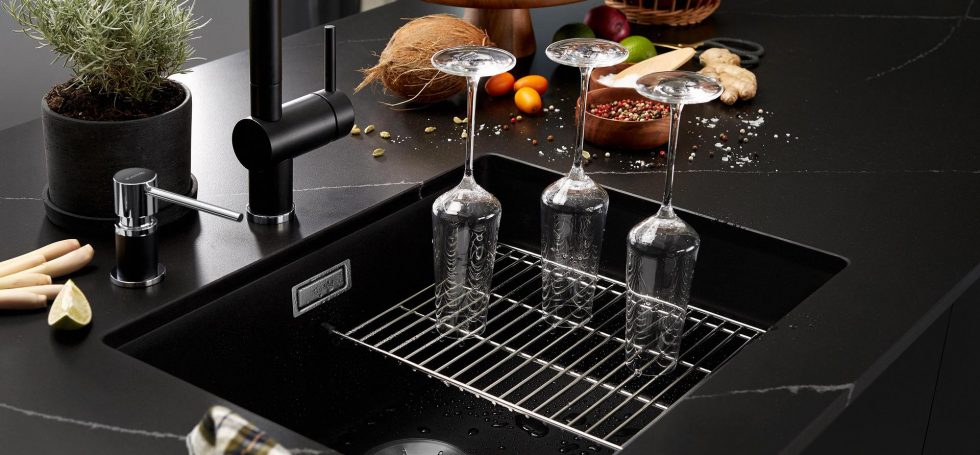 Blanco Subline 320-U Undermount Kitchen Sink