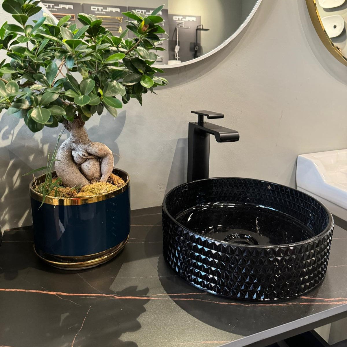 AALTO GL03 BASIN
