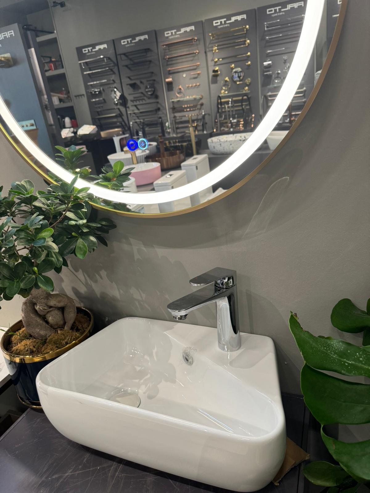 AALTO K415 R/H WALL MOUNT/ TOP BASIN