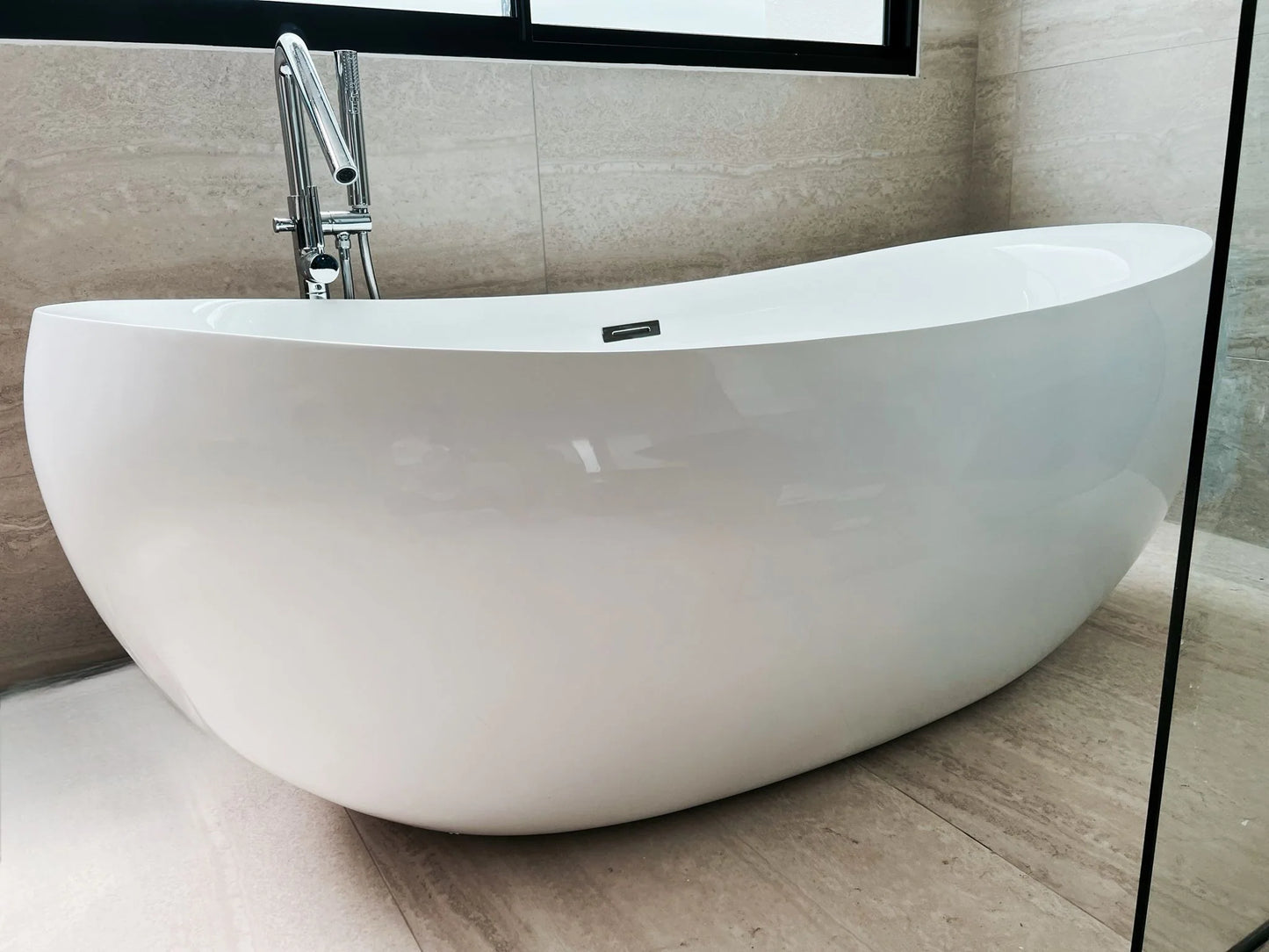 YuuBath BRITT Series Free-standing Acrylic Bathtub