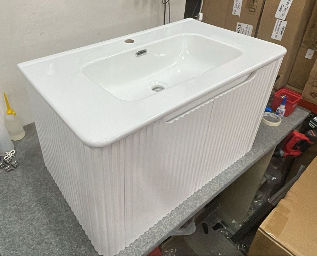Dusche 2008103FMW-HL 80cm Basin Cabinet - (Fluted Matt White)