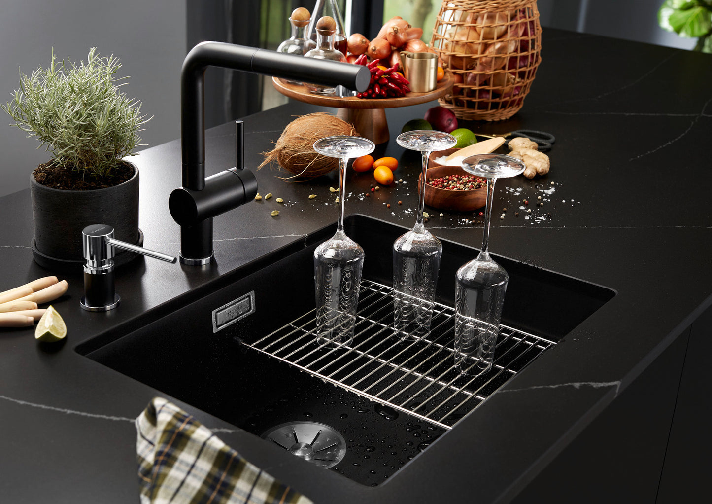 Blanco Subline 500-U Undermount Kitchen Sink