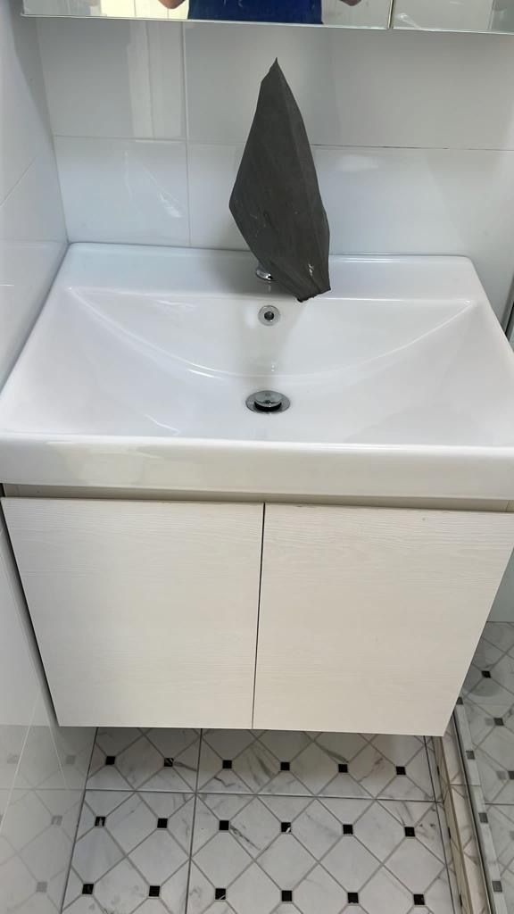 Dusche 2006103WW 60cm Basin Cabinet (Wood White)